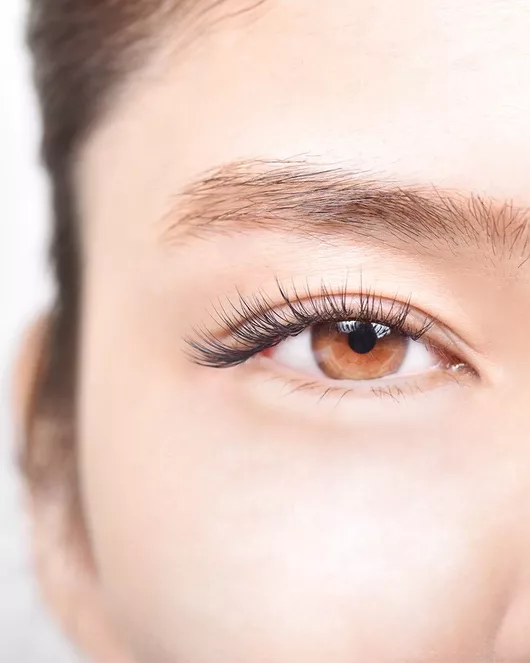 200 Eyelash Extensions with Eye Mask, Eye Shampoo & Coating Finish | 120 mins